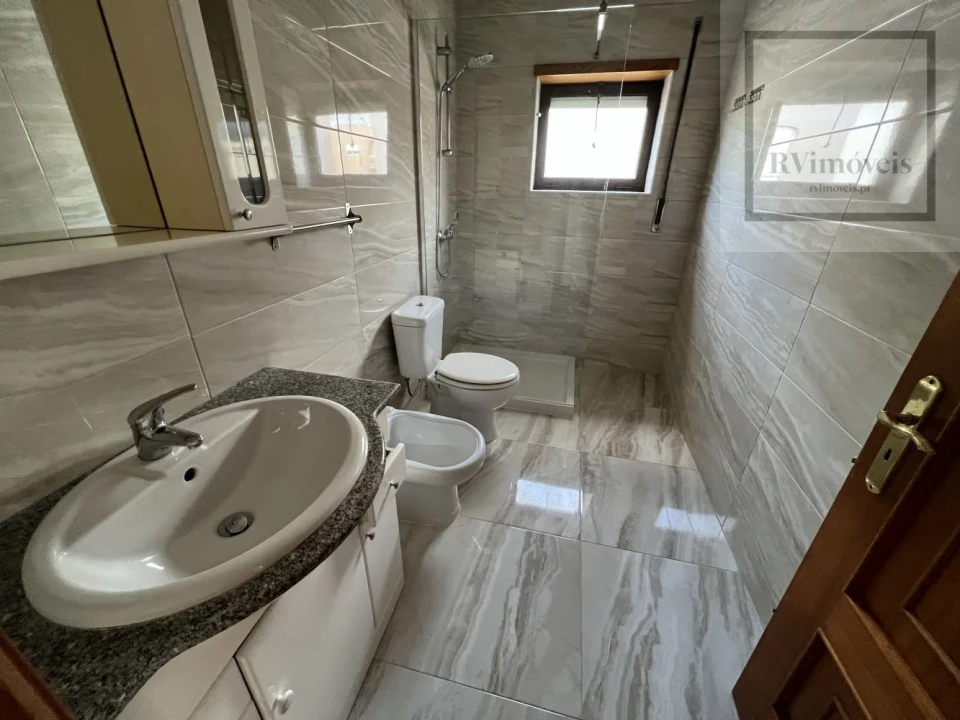 Apartamento T3 para Venda em Santa Maria Maior e Monserrate e Meadela Foto 16