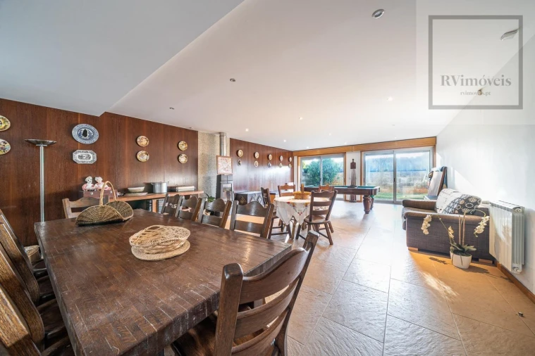 Moradia T5 para Venda em Cidade da Maia Foto 18