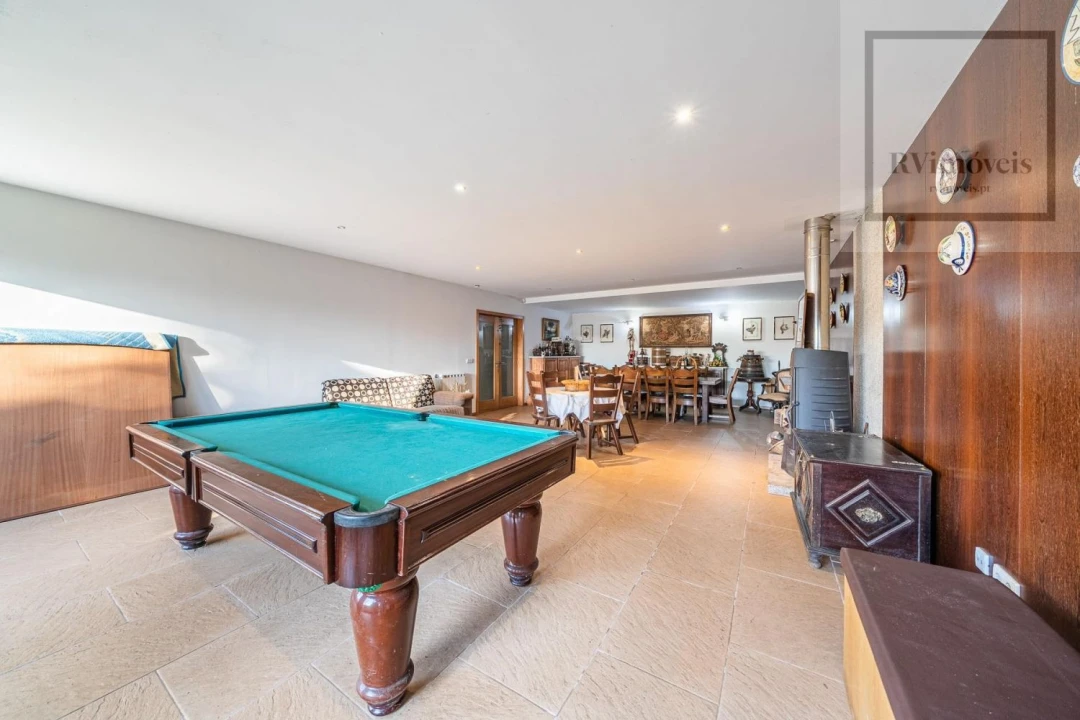 Moradia T5 para Venda em Cidade da Maia Foto 16