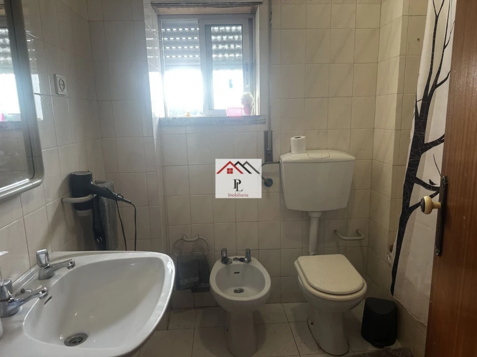 Apartamento T3 para Venda em São Martinho do Bispo e Ribeira de Frades Foto 28