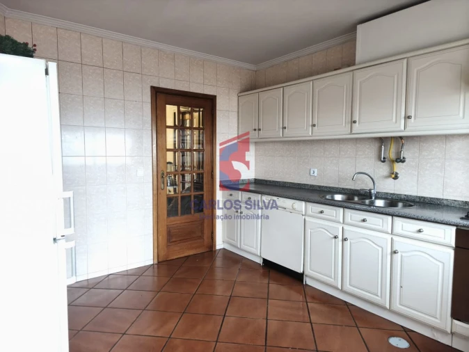 Apartamento T2 para Venda em Vila Nova de Famalicão e Calendário Foto 4