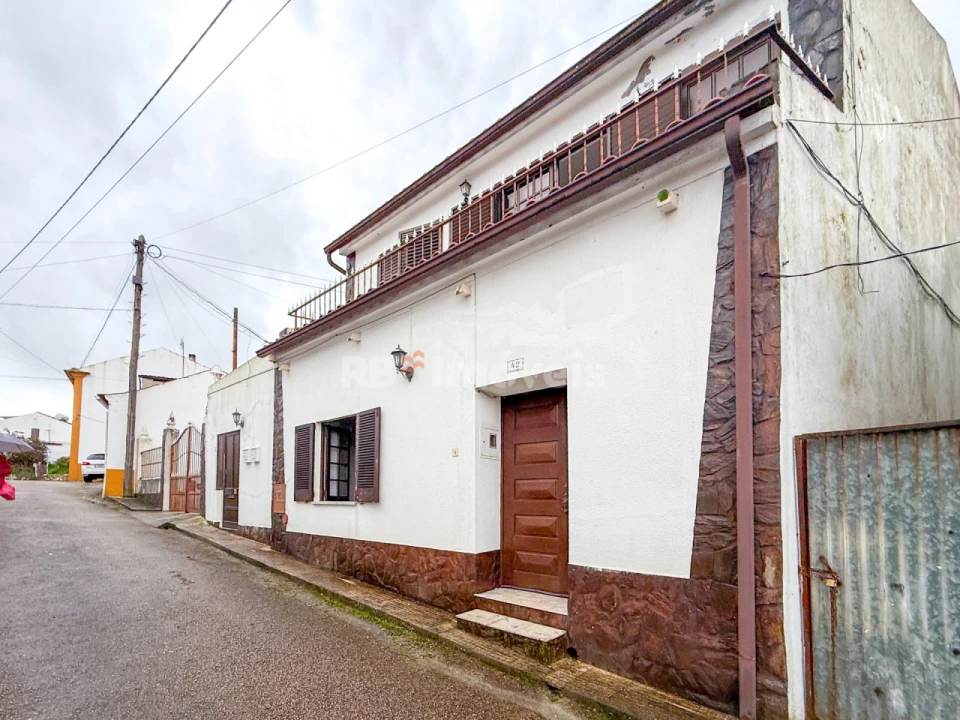 Moradia T5 para Venda em Tramagal Foto 3