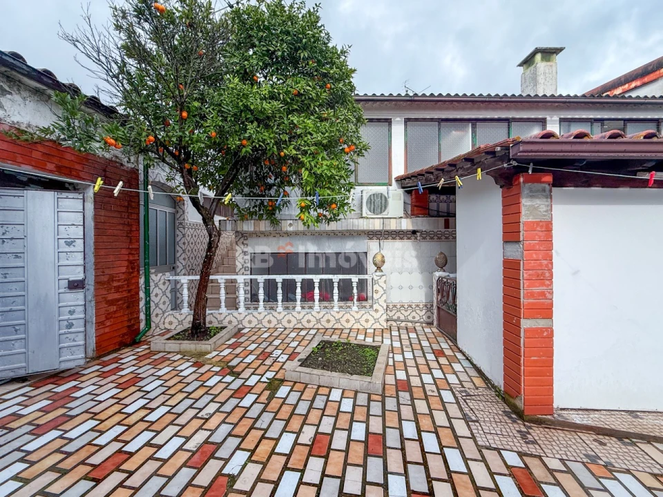 Moradia T5 para Venda em Tramagal Foto 15