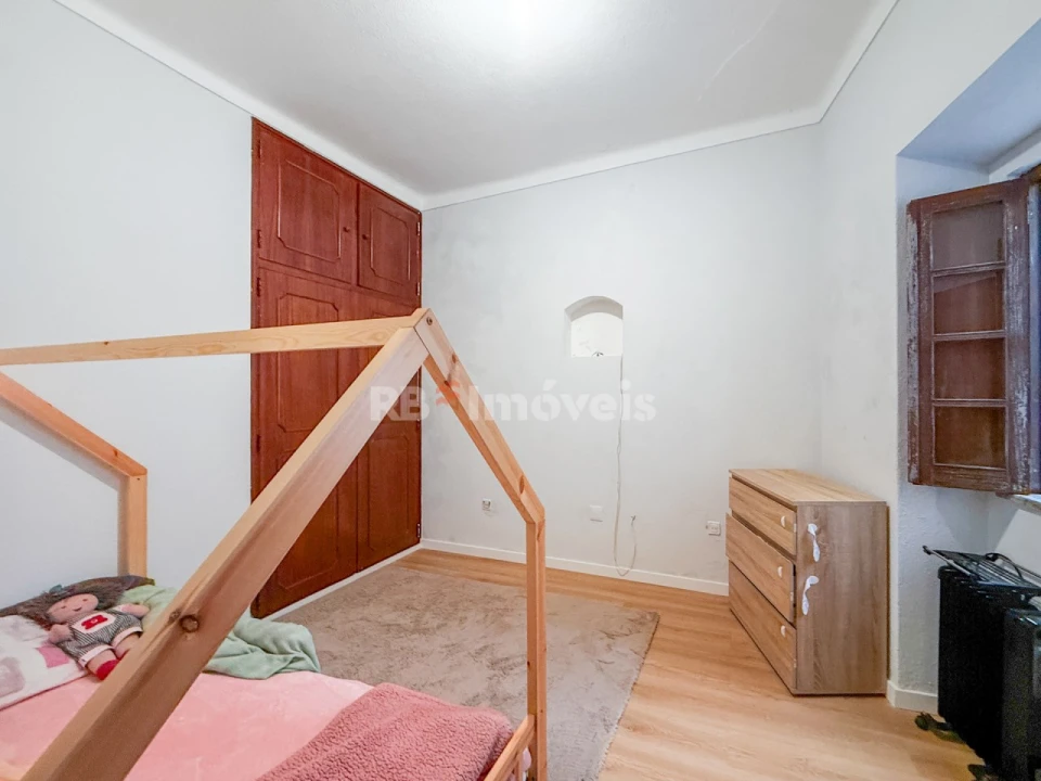 Moradia T5 para Venda em Tramagal Foto 10