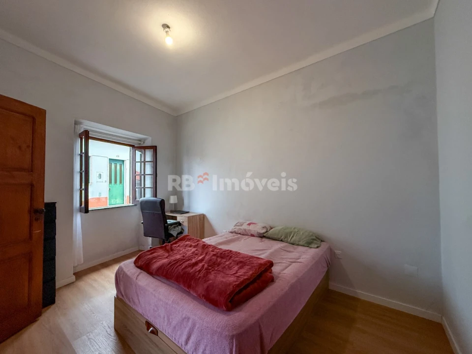 Moradia T5 para Venda em Tramagal Foto 24