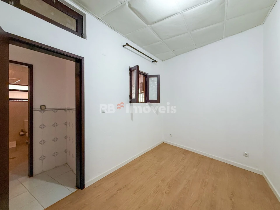 Moradia T5 para Venda em Tramagal Foto 46