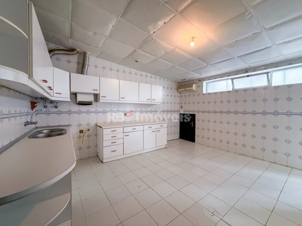 Moradia T5 para Venda em Tramagal Foto 39