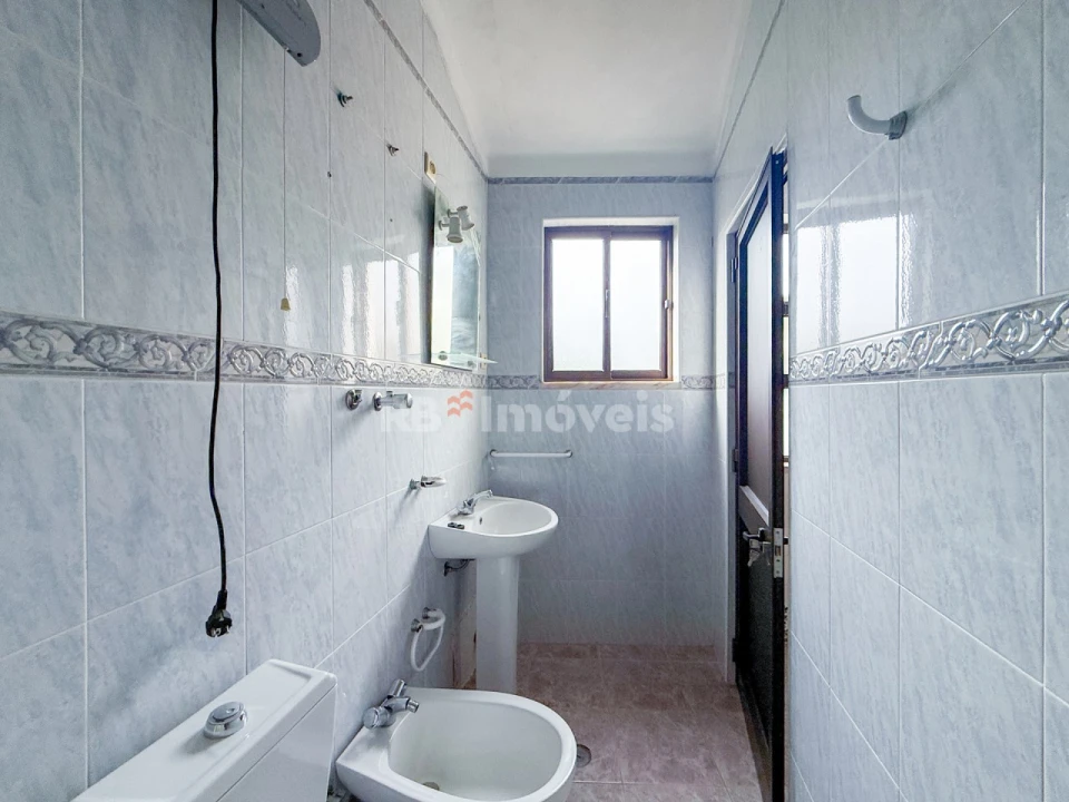 Moradia T5 para Venda em Tramagal Foto 32