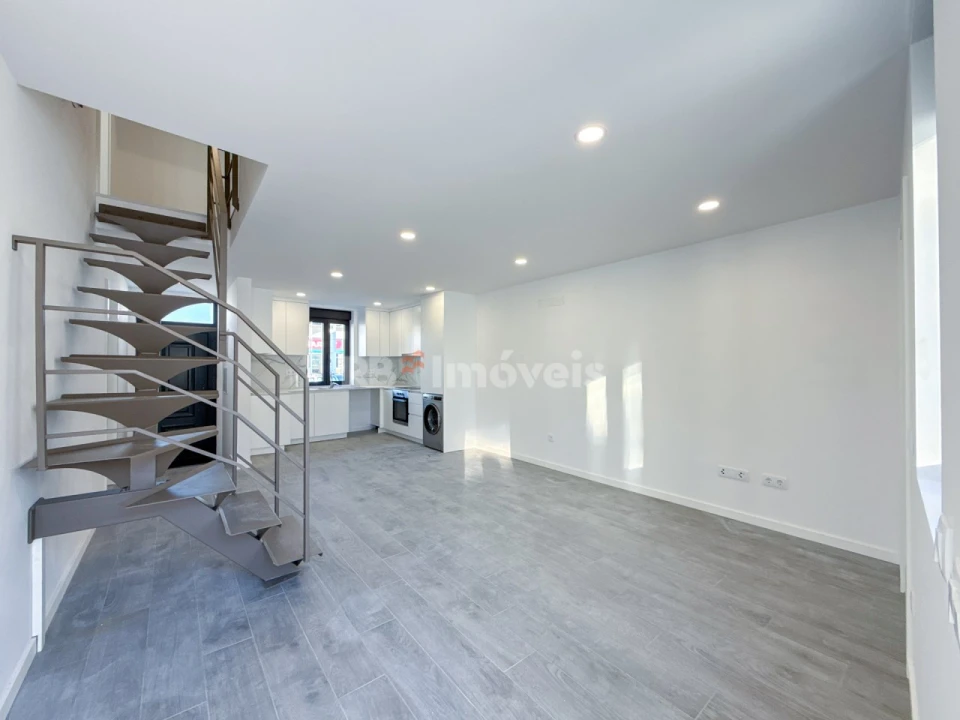 Moradia T4 para Venda em Nossa Sra de Fatima Foto 10