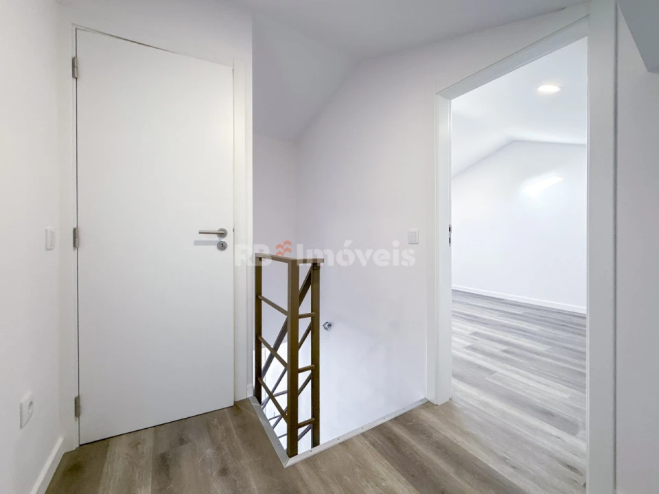 Moradia T4 para Venda em Nossa Sra de Fatima Foto 25