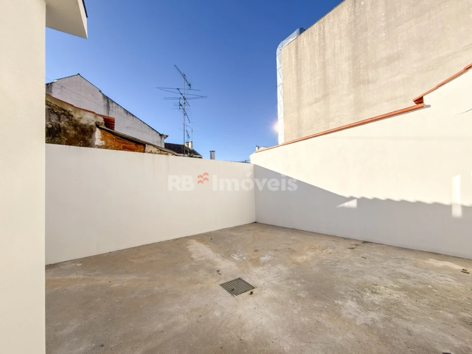 Moradia T4 para Venda em Nossa Sra de Fatima Foto 35