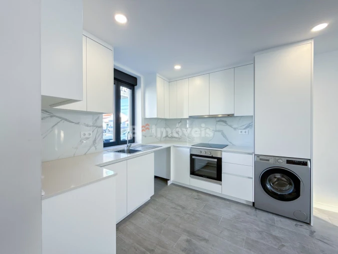 Moradia T4 para Venda em Nossa Sra de Fatima Foto 7