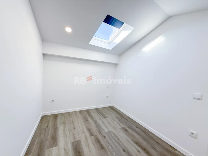 Moradia T4 para Venda em Nossa Sra de Fatima Foto 28