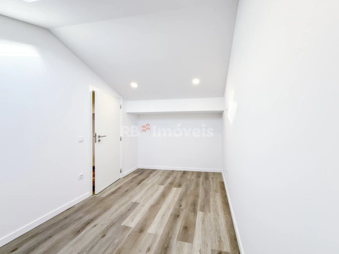 Moradia T4 para Venda em Nossa Sra de Fatima Foto 30