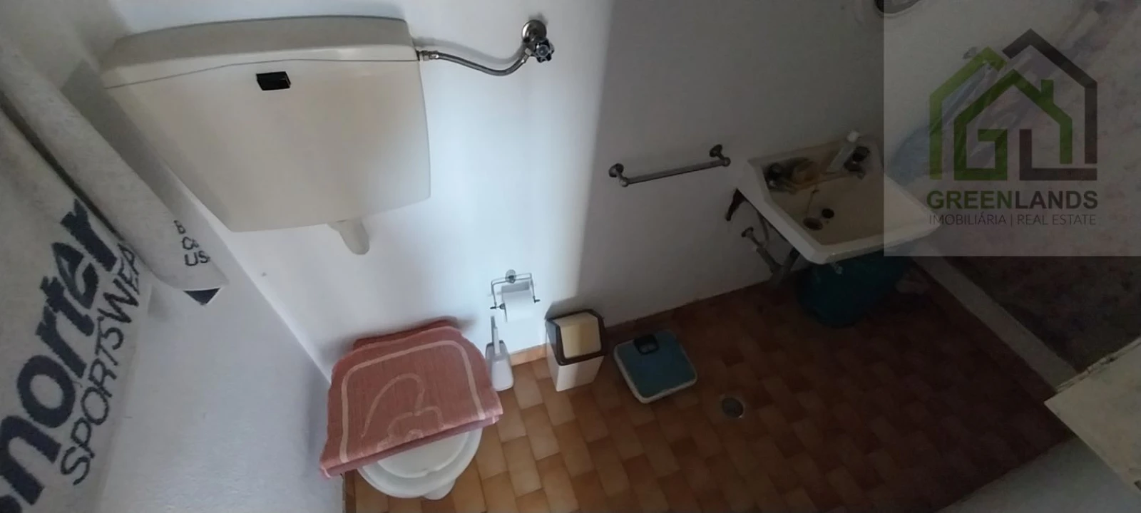 Moradia T3 para Venda em Folques Foto 24