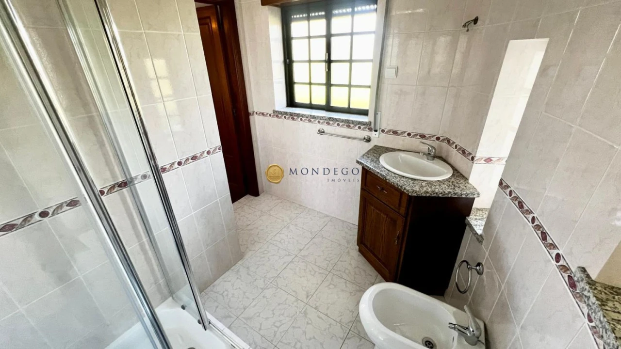 Moradia T4 para Venda em Semide e Rio Vide Foto 10