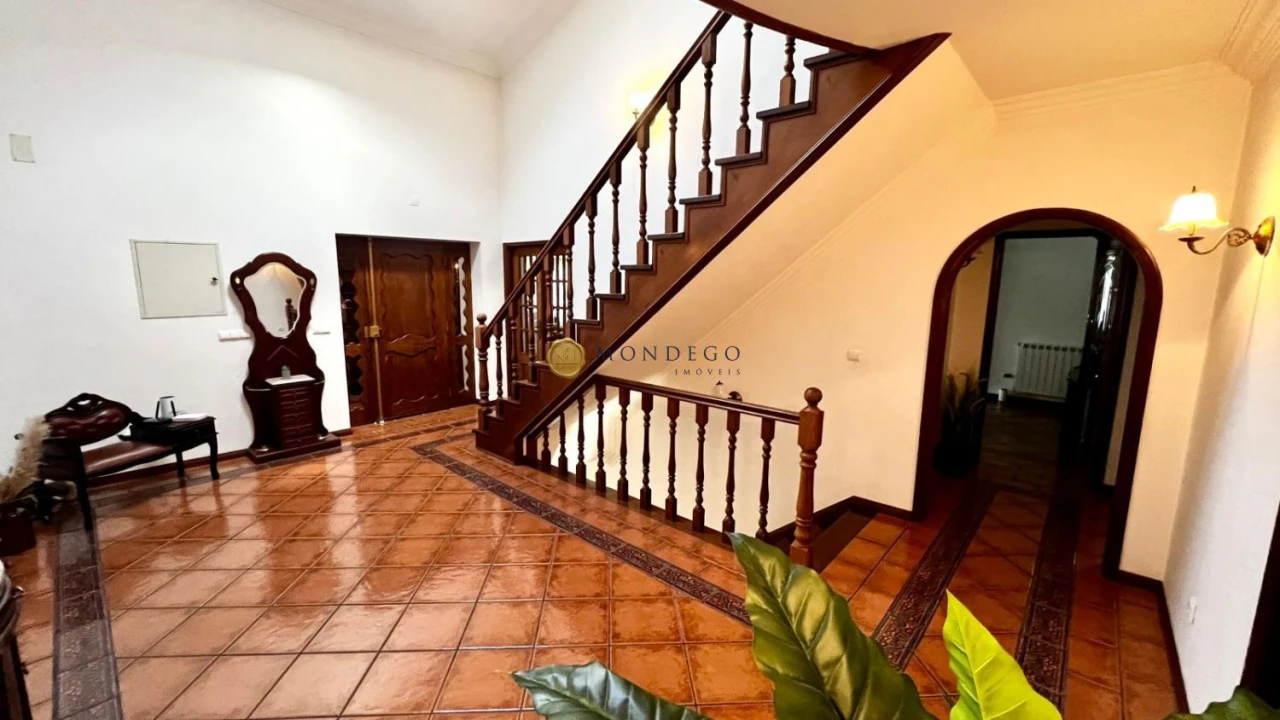 Moradia T4 para Venda em Semide e Rio Vide Foto 5