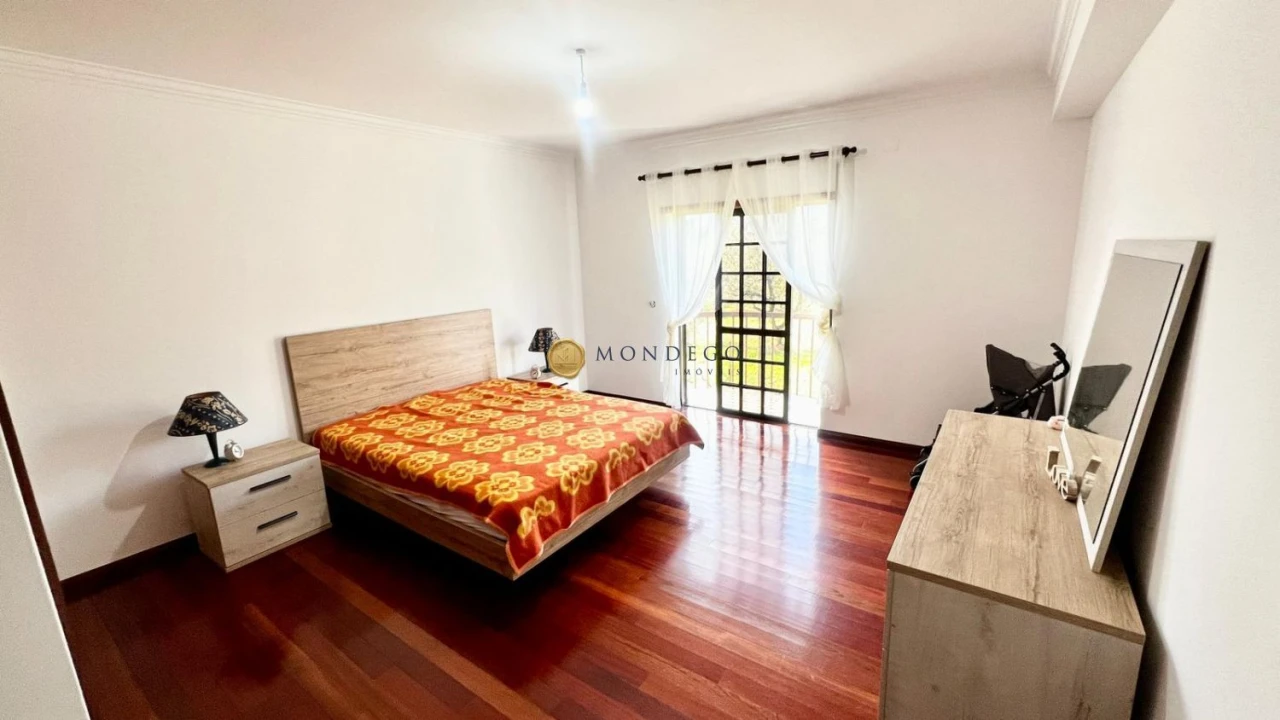 Moradia T4 para Venda em Semide e Rio Vide Foto 19