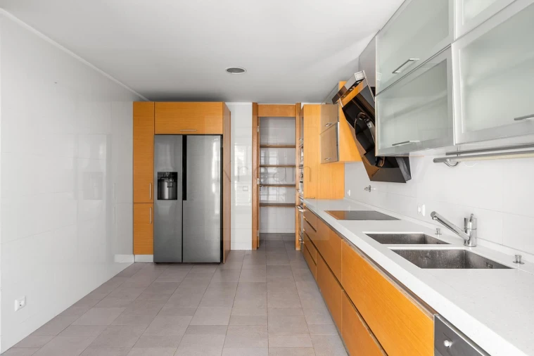 Apartamento T4 para Venda em Belém Foto 7