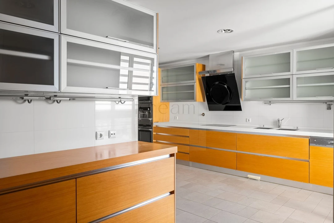 Apartamento T4 para Venda em Belém Foto 6