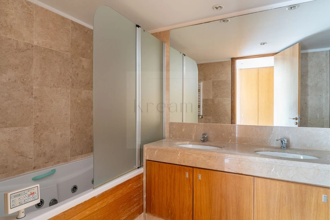 Apartamento T4 para Venda em Belém Foto 16