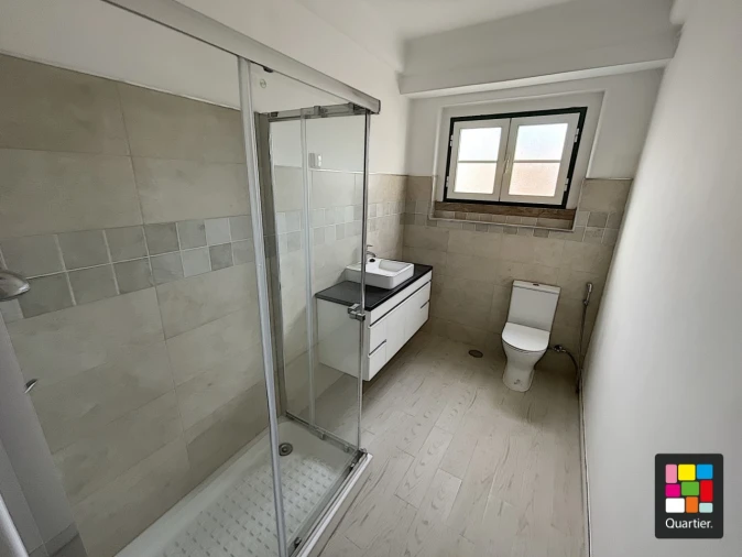 Escritório para Arrendamento em Campo de Ourique Foto 11