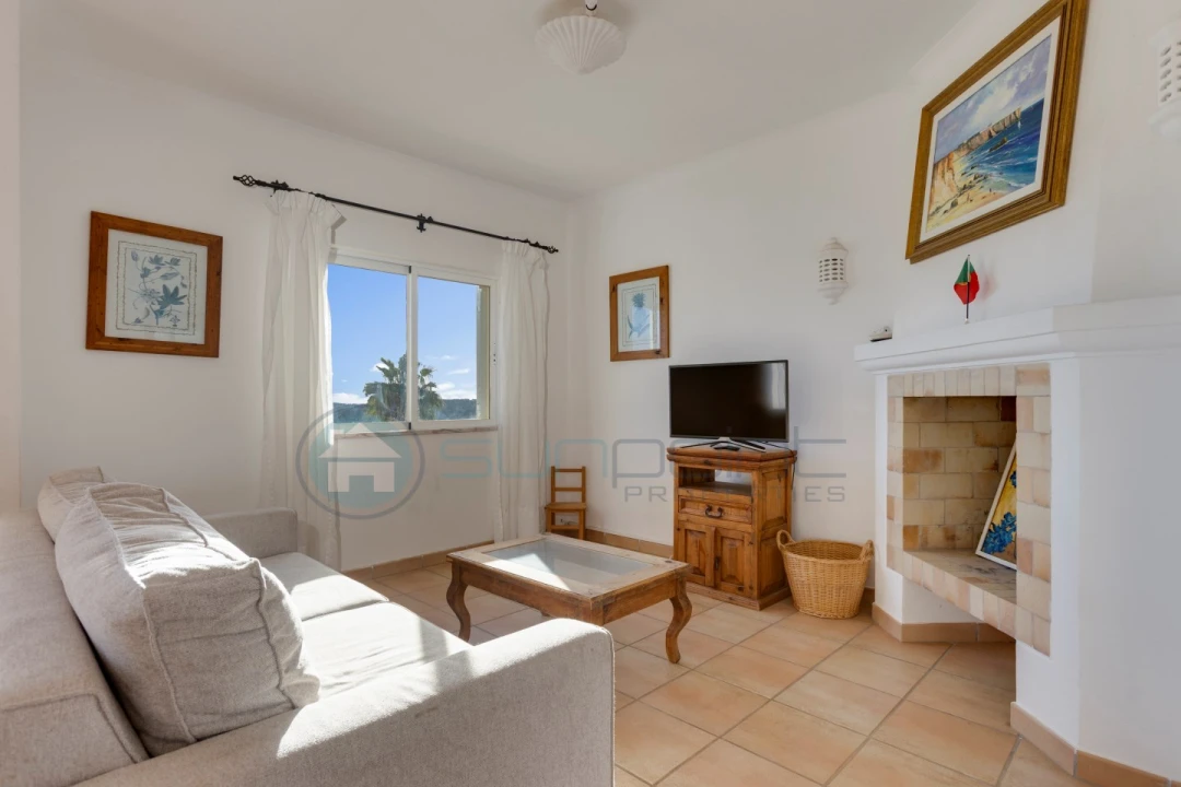 Moradia T2 para Venda em Budens Foto 4