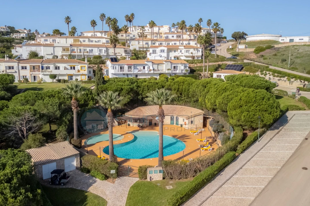 Moradia T2 para Venda em Budens Foto 2