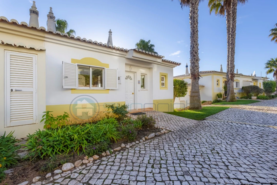 Moradia T2 para Venda em Budens Foto 3