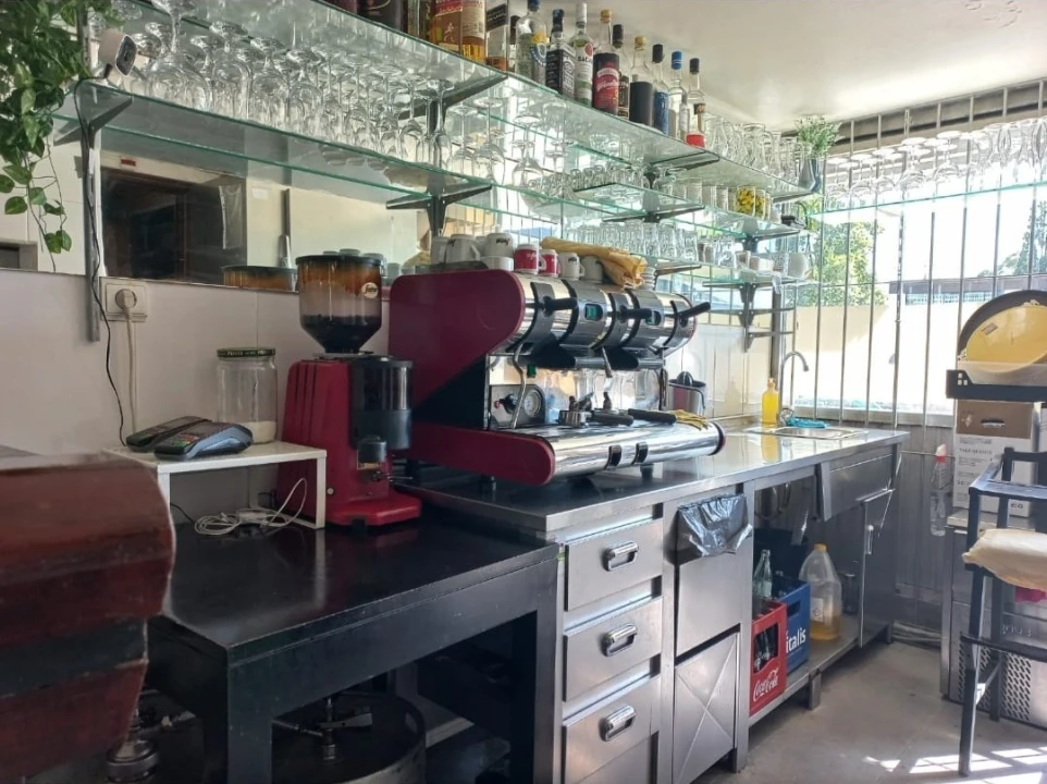 Negócio para Cedência de Quotas em Avenidas Novas Foto 3