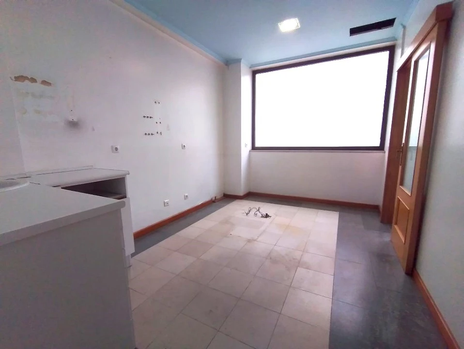 Loja para Venda em Alto do Seixalinho, Santo André e Verderena Foto 17