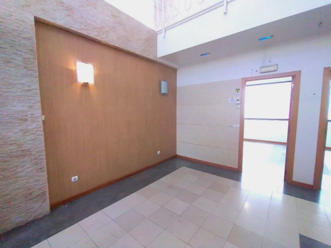 Loja para Venda em Alto do Seixalinho, Santo André e Verderena Foto 15