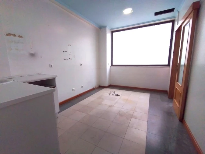 Loja para Venda em Alto do Seixalinho, Santo André e Verderena Foto 17