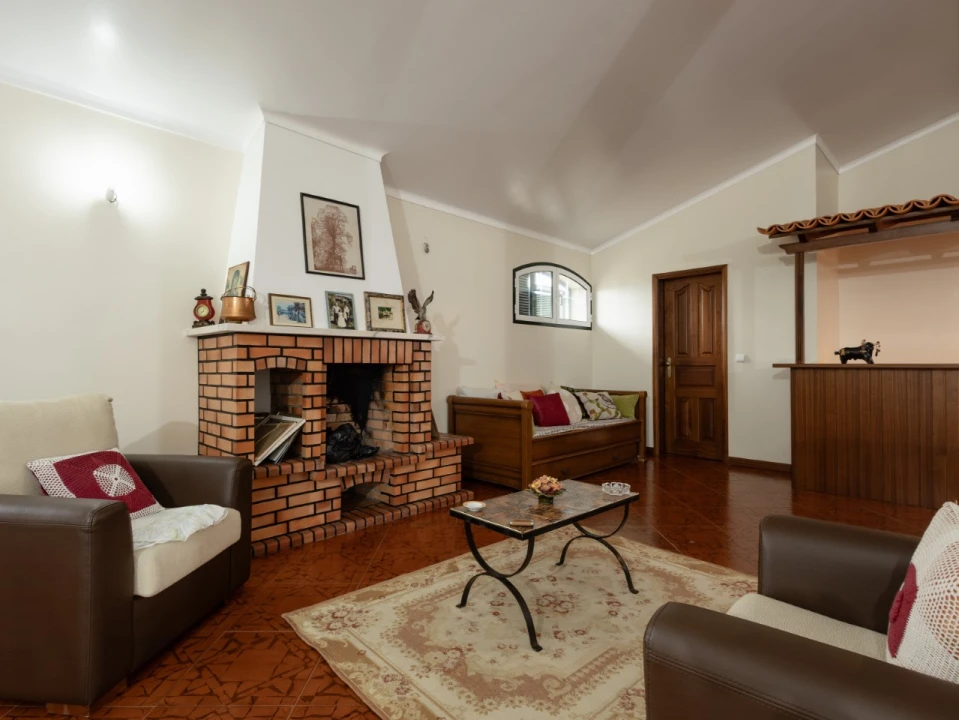 Moradia T4 para Venda em Fonte de Angeão e Covão do Lobo Foto 12