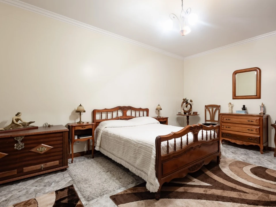 Moradia T4 para Venda em Fonte de Angeão e Covão do Lobo Foto 14