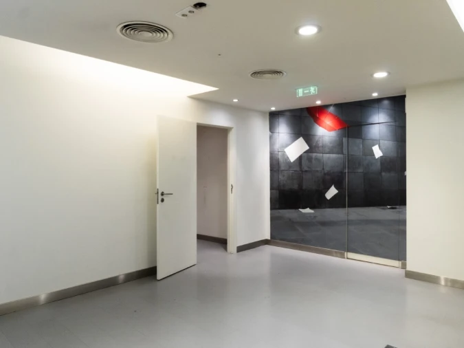 Loja para Arrendamento em Sé Nova, Santa Cruz, Almedina e São Bartolomeu Foto 12