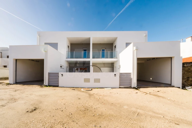 Moradia T3 para Venda em Lourinhã e Atalaia Foto 2