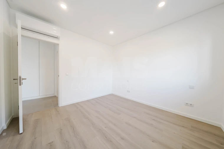 Moradia T3 para Venda em Lourinhã e Atalaia Foto 8