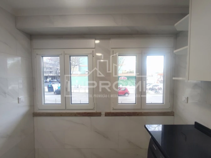 Apartamento T2 para Venda em São Domingos de Benfica Foto 8