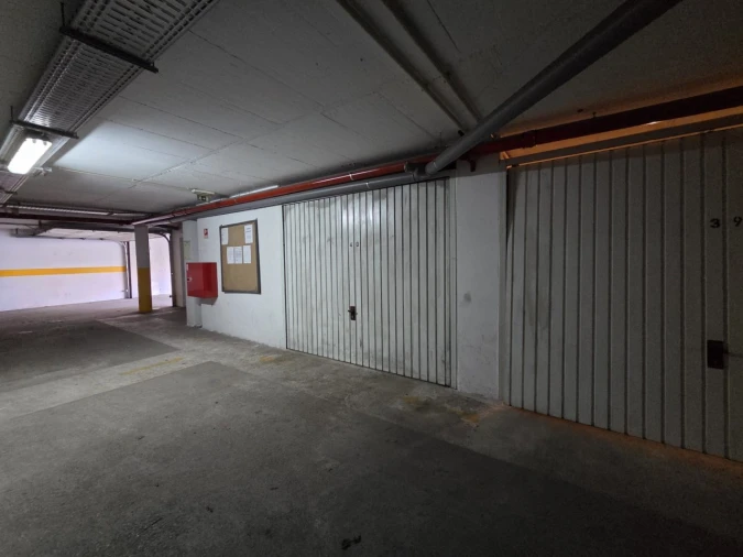 Garagem para Arrendamento em Alto do Seixalinho, Santo André e Verderena Foto 9