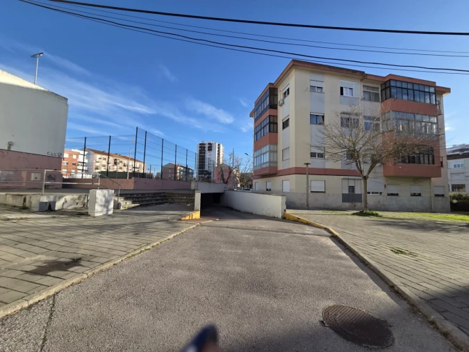 Garagem para Arrendamento em Alto do Seixalinho, Santo André e Verderena Foto 16