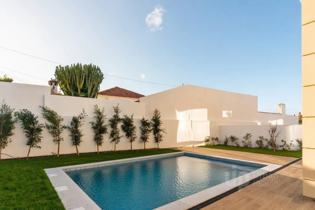 Moradia T4 para Venda em Alcabideche Foto 30