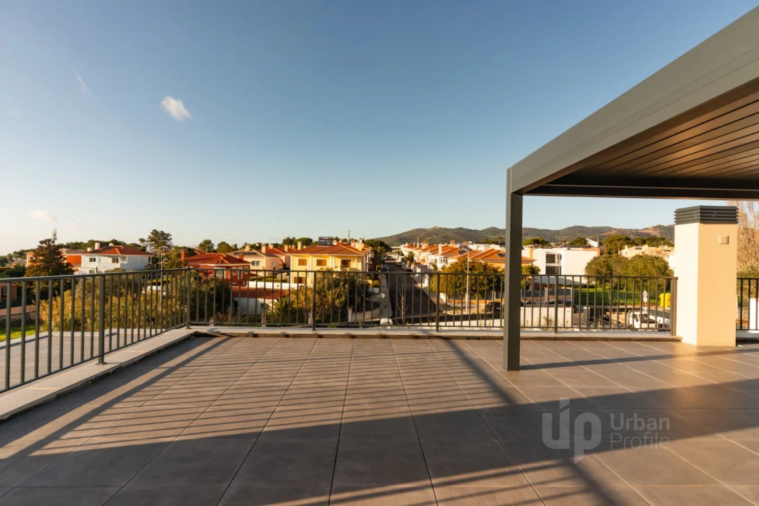 Moradia T4 para Venda em Alcabideche Foto 25