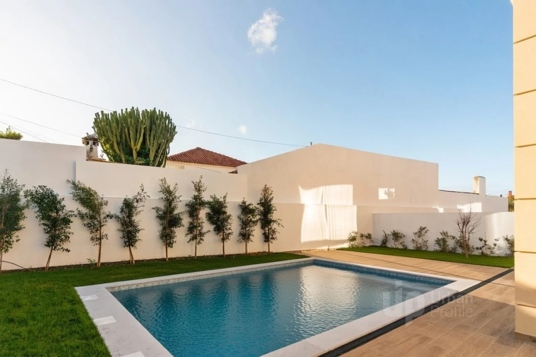 Moradia T4 para Venda em Alcabideche Foto 31