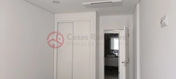 Moradia T4 para Venda em Azeitão (São Lourenço e São Simão)