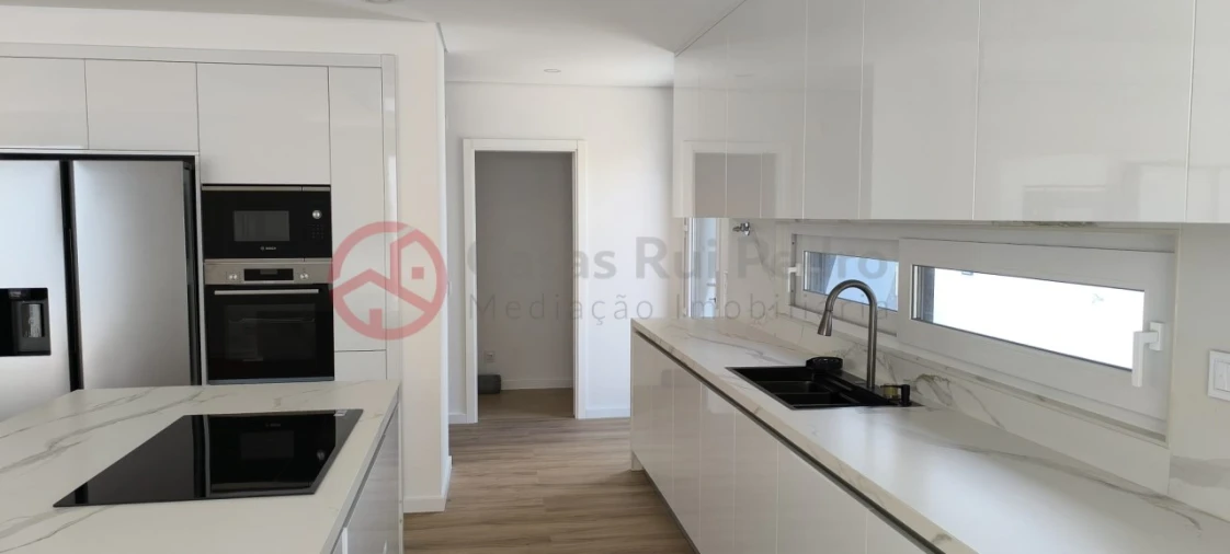 Moradia T4 para Venda em Azeitão (São Lourenço e São Simão) Foto 27