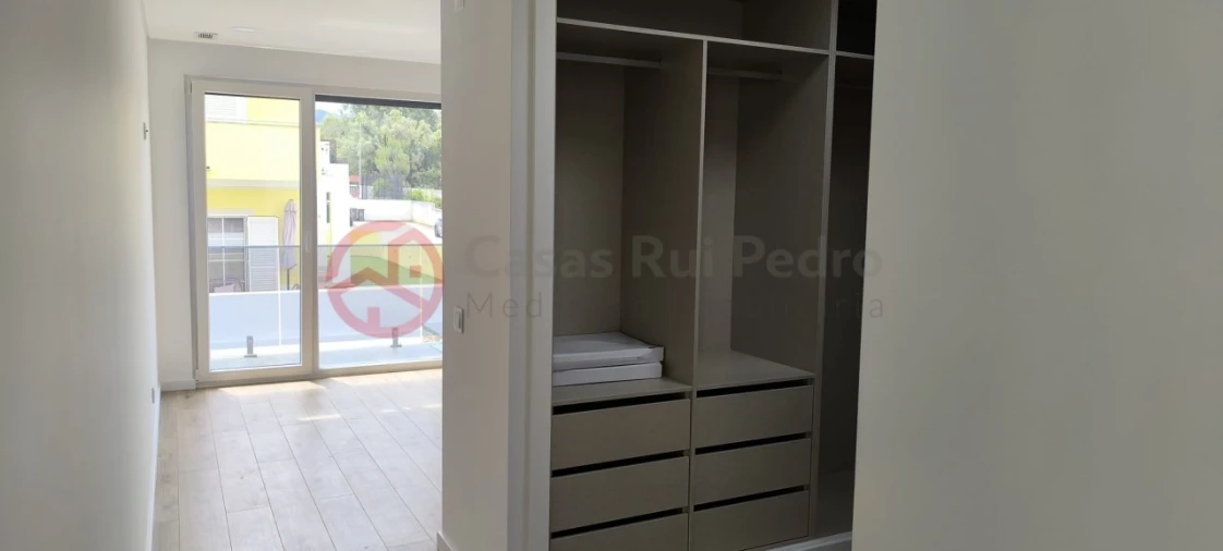 Moradia T4 para Venda em Azeitão (São Lourenço e São Simão) Foto 39