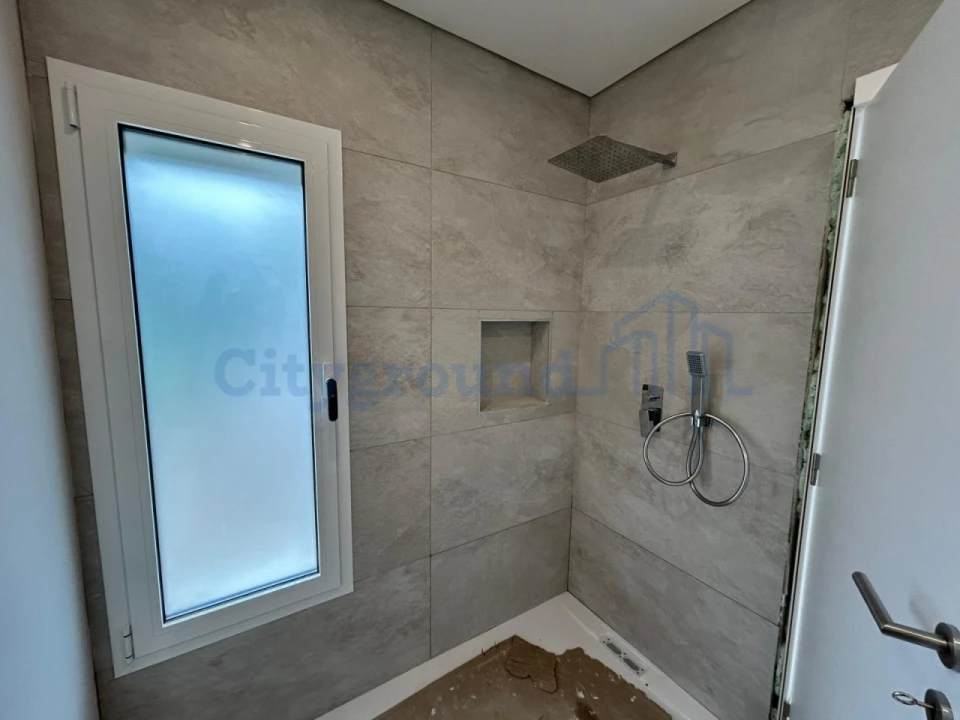 Moradia T4 para Venda em Leiria, Pousos, Barreira e Cortes Foto 7