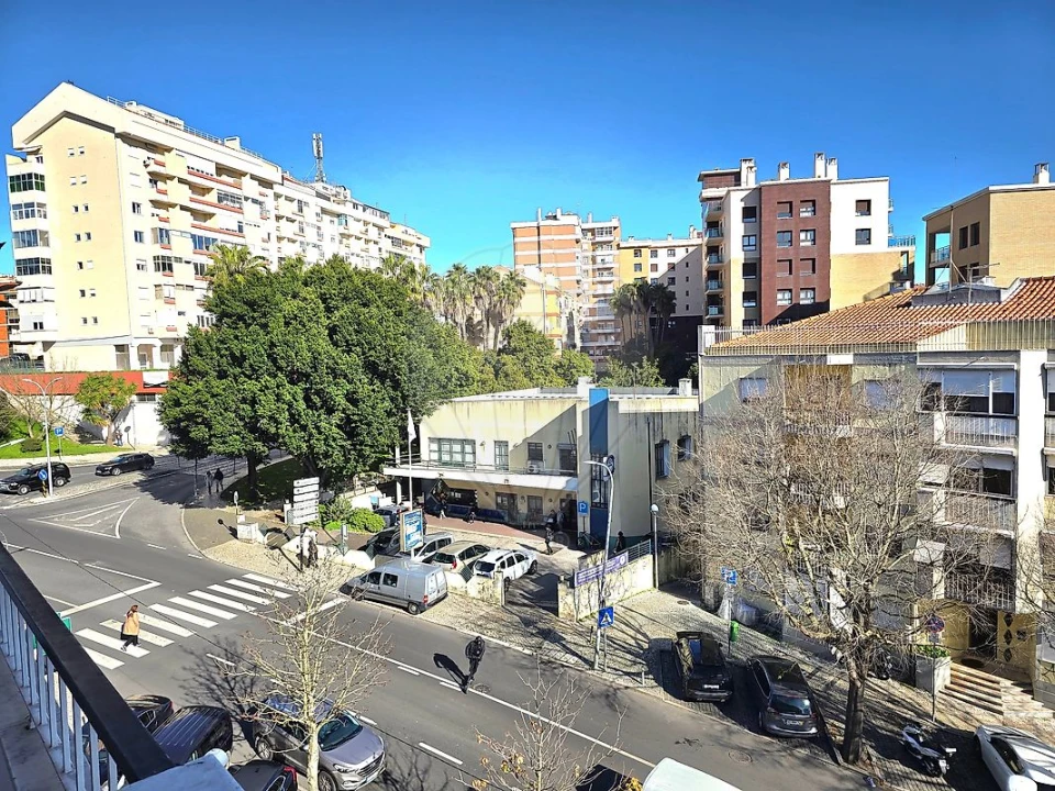 Apartamento T2 para Arrendamento em Odivelas Foto 14