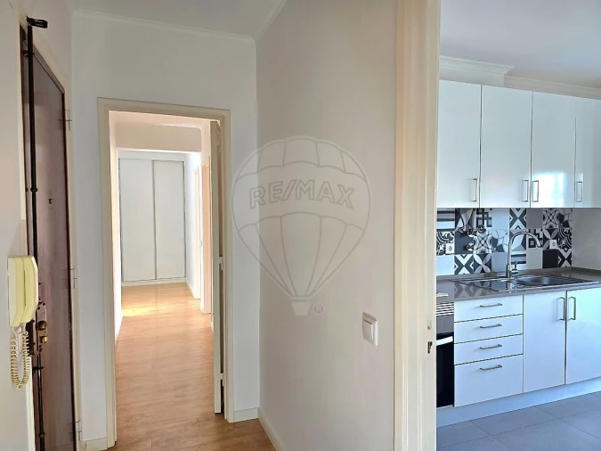 Apartamento T2 para Arrendamento em Odivelas Foto 4